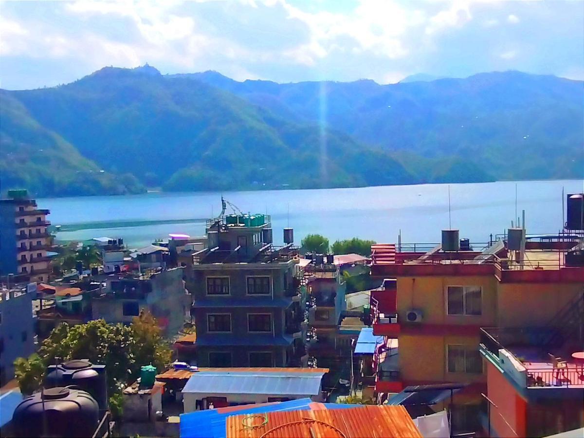 Hotel Santana Pokhara Exterior photo