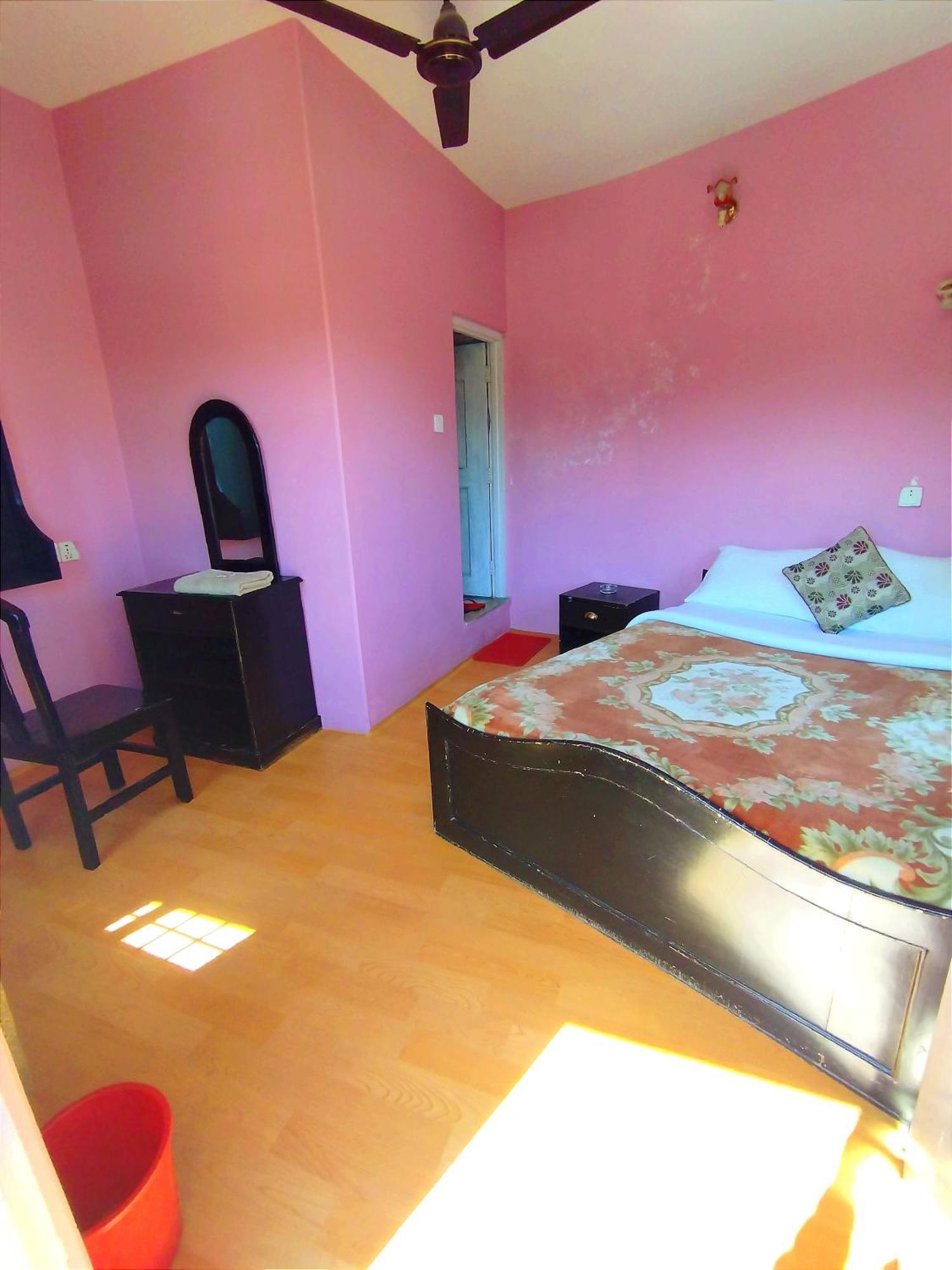 Hotel Santana Pokhara Room photo