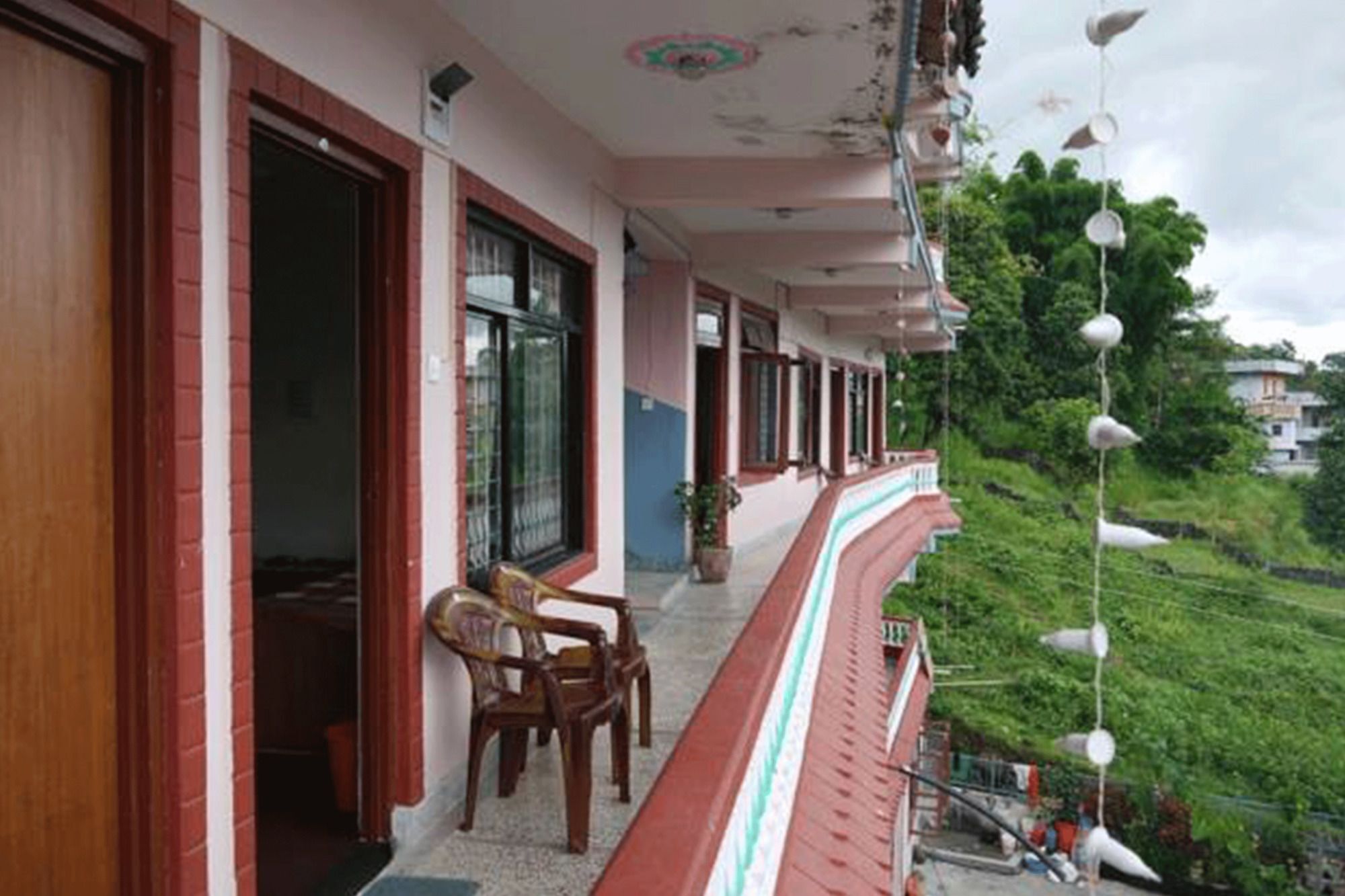 Hotel Santana Pokhara Exterior photo